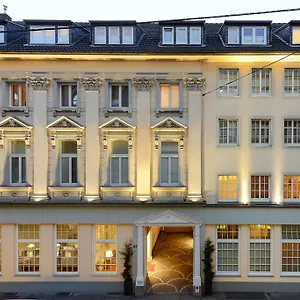 Living Am Carlsplatz Apart-hotel